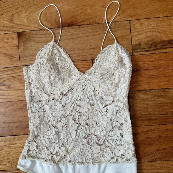 Zara lace bodysuit - Picture 4 of 6